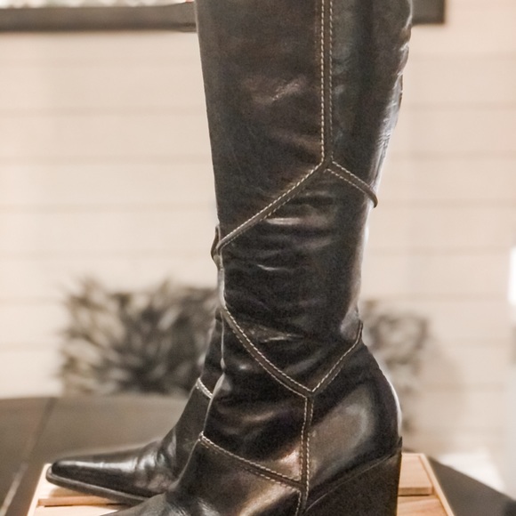 Kenneth Cole knee high leather boots size 7 - Picture 2 of 8